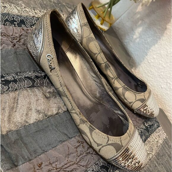 Coach Ballet sequined silver and tan sz 8.5B - Picture 9 of 12
